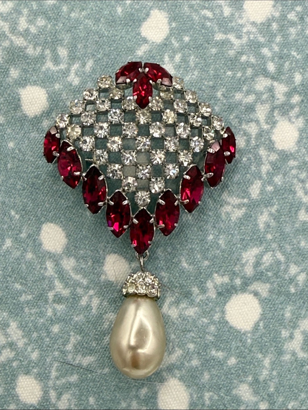 Schöffel & Company. Elegant Red Crystal & Pearl Drop Brooch. Austria.